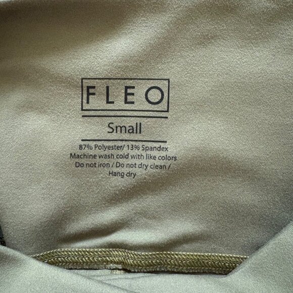 FLEO Activewear NWT El Toro 28” Leggings  Shadow Sage Green Size Small - Picture 6 of 11